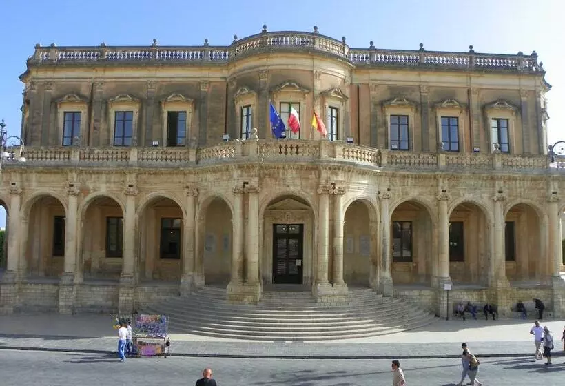 Aamiaismajoitus (B&B) Cloris Guest House