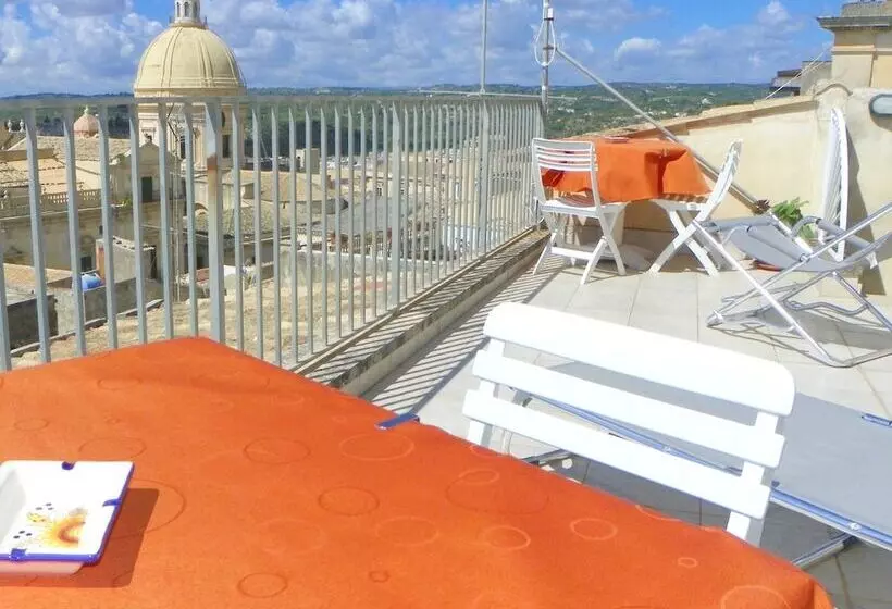 Aamiaismajoitus (B&B) Cloris Guest House