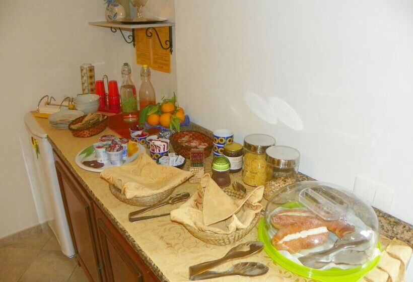 مبيت وإفطار Cloris Guest House