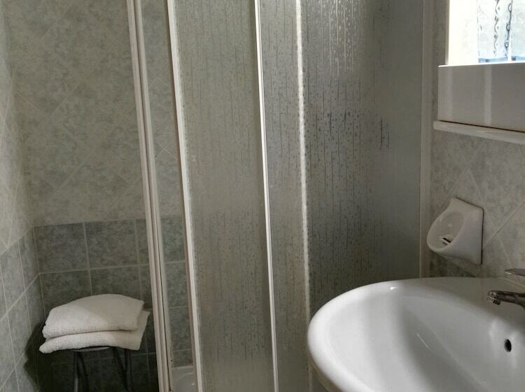 مبيت وإفطار Cloris Guest House