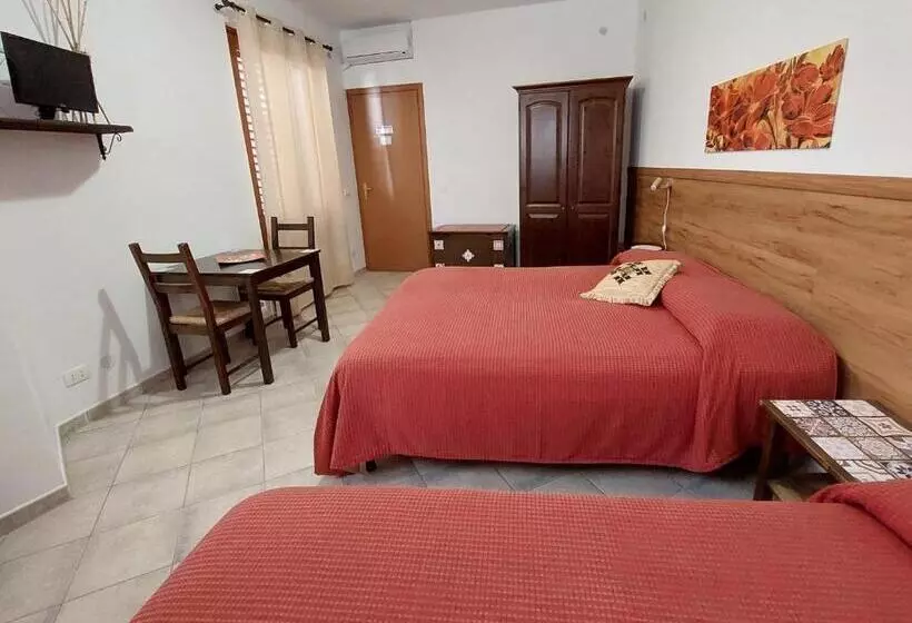 Aamiaismajoitus (B&B) Cloris Guest House