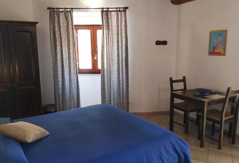 Aamiaismajoitus (B&B) Cloris Guest House