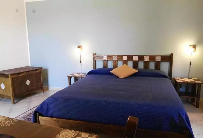 Aamiaismajoitus (B&B) Cloris Guest House