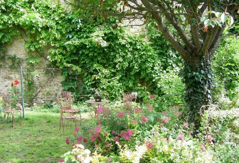 مبيت وإفطار La Maison Tupinier