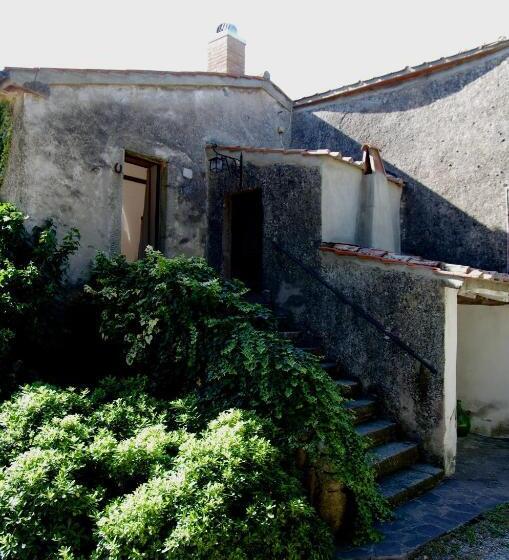 مبيت وإفطار Podere Pinzicalari