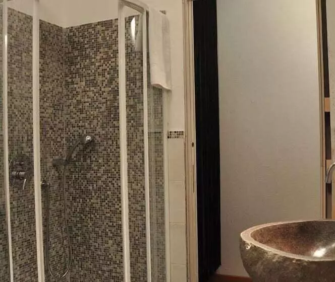 تختخواب و صبحانه Room And Breakfast Casa Balin