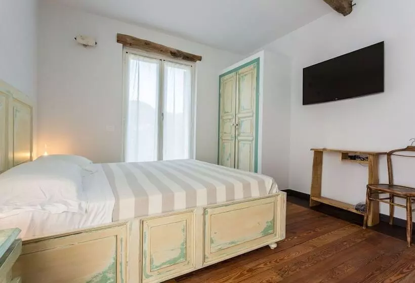 تختخواب و صبحانه Room And Breakfast Casa Balin