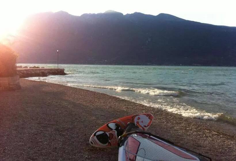 Aamiaismajoitus (B&B) Torre Degli Ulivi