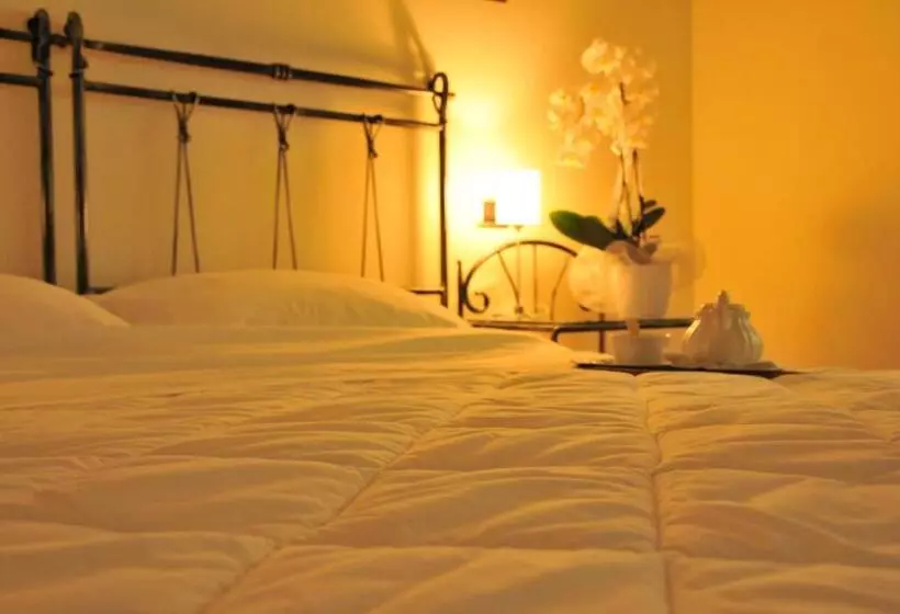 Aamiaismajoitus (B&B) Torre Degli Ulivi