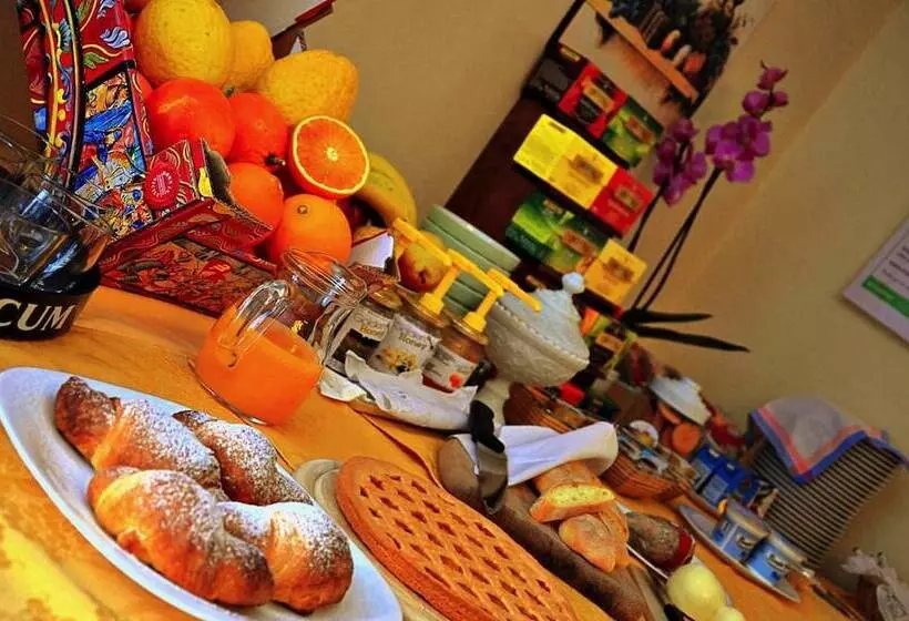 ベッドアンドブレックファースト Villa Hirschen