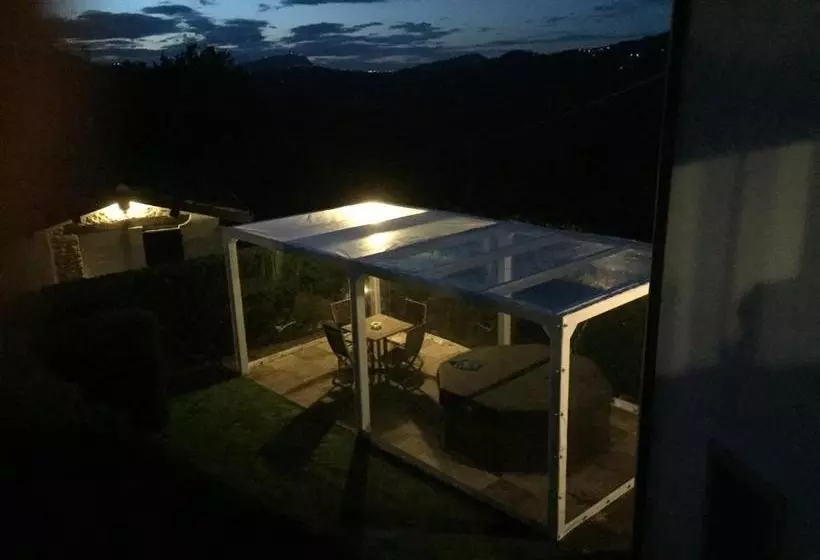 Aamiaismajoitus (B&B) Villa Tamara Country & Spa Suites