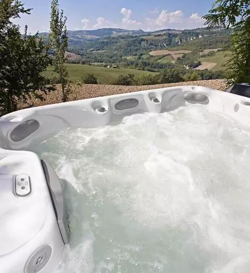 Aamiaismajoitus (B&B) Villa Tamara Country & Spa Suites