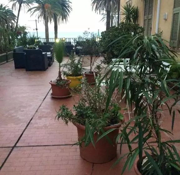 ホテル Albergo Villagrande