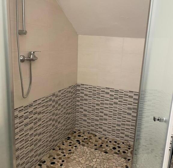 בית מלון כפרי Augustus