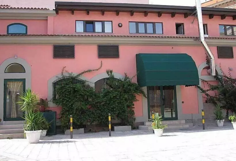 هتل Bella Napoli Ristorante & Spa