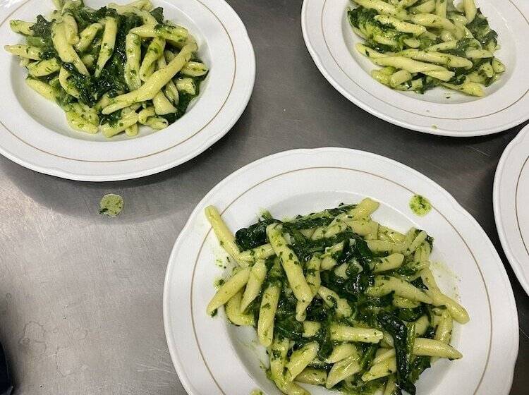 هتل Bella Napoli Ristorante & Spa