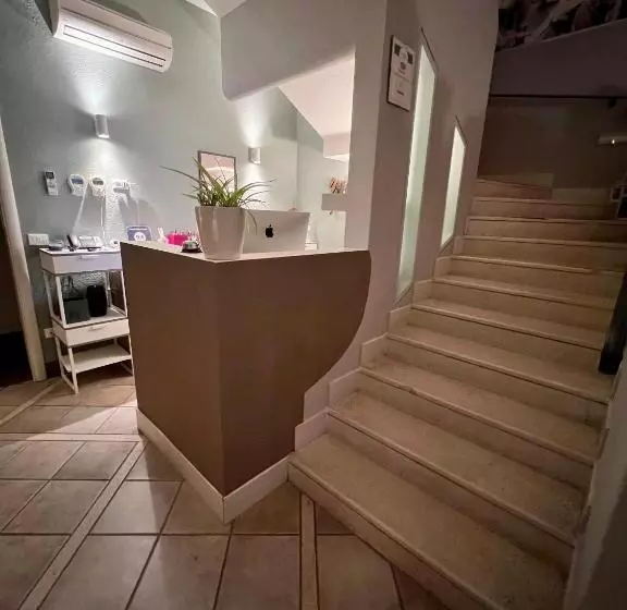 هتل Bella Napoli Ristorante & Spa