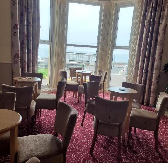 בית מלון כפרי Cavendish