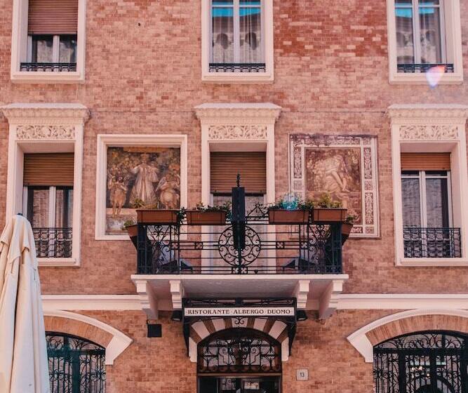 هتل Duomo Cremona