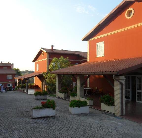 ホテル Fattoria Cerreto