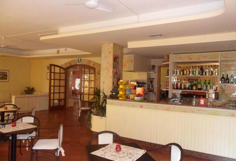 ホテル Fattoria Cerreto