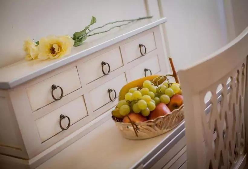 Bed and Breakfast Il Portico Camere E Caffè   Centro Città