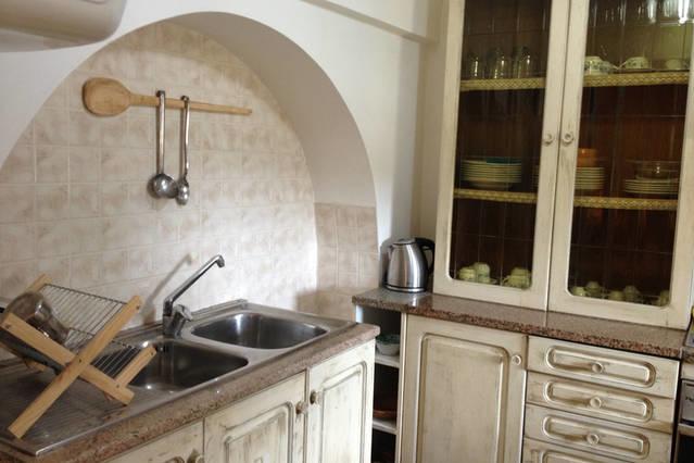 تختخواب و صبحانه Trullicolarossa