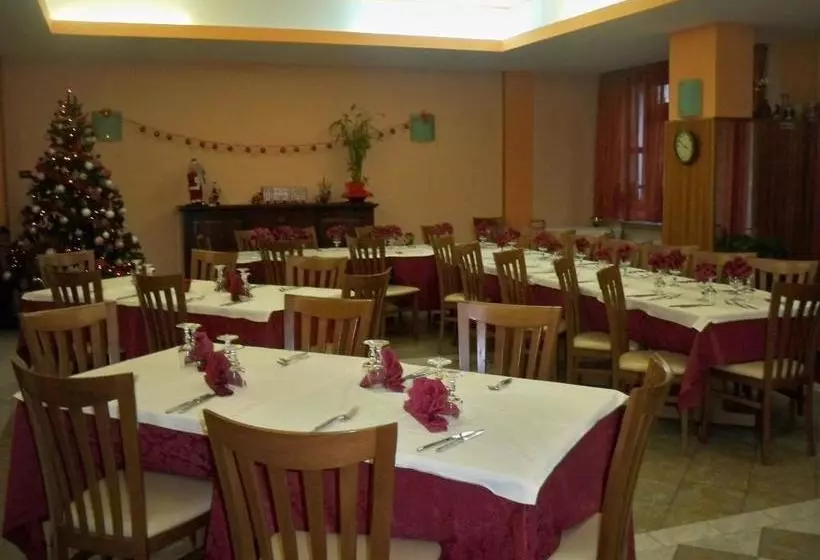 ホテル Albergo Corradetti