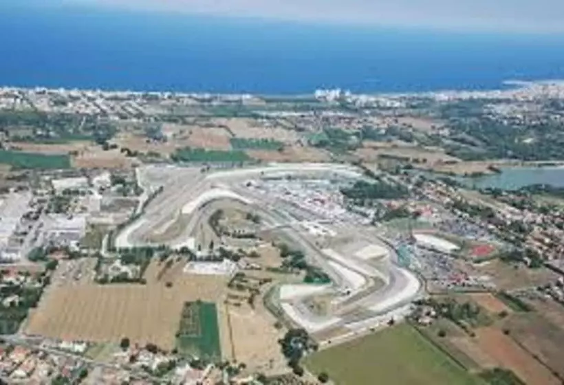 Hotelli Arno