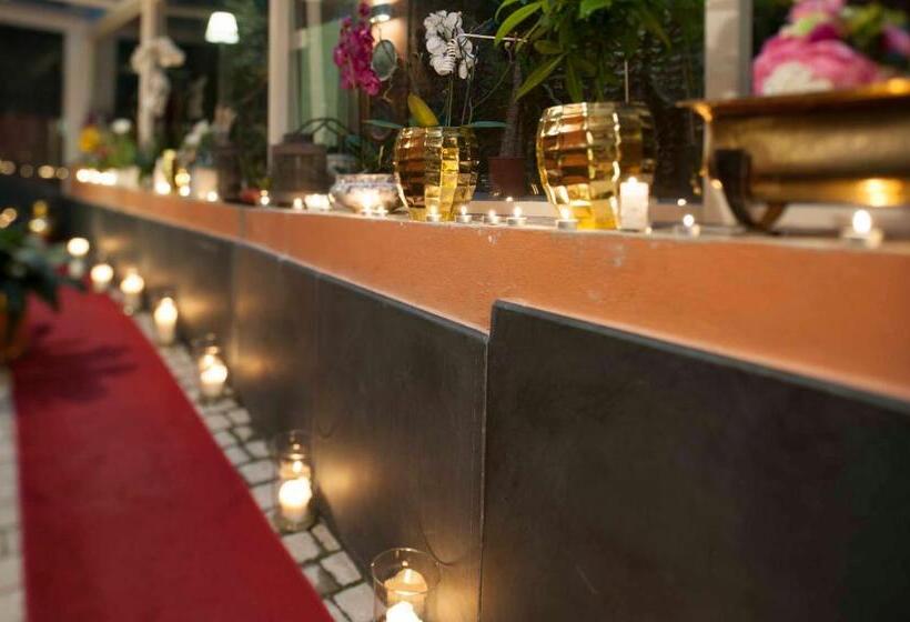 Отель Astigiana & Appartamenti