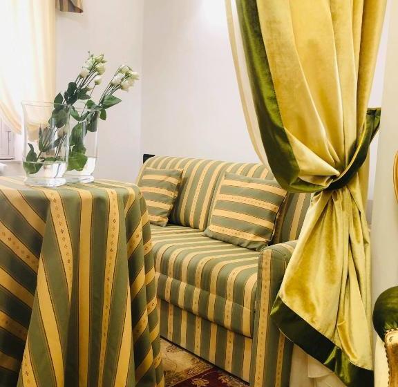 Отель Astigiana & Appartamenti