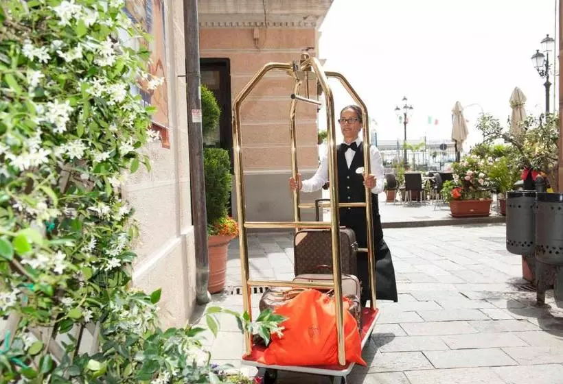 ホテル Astigiana & Appartamenti