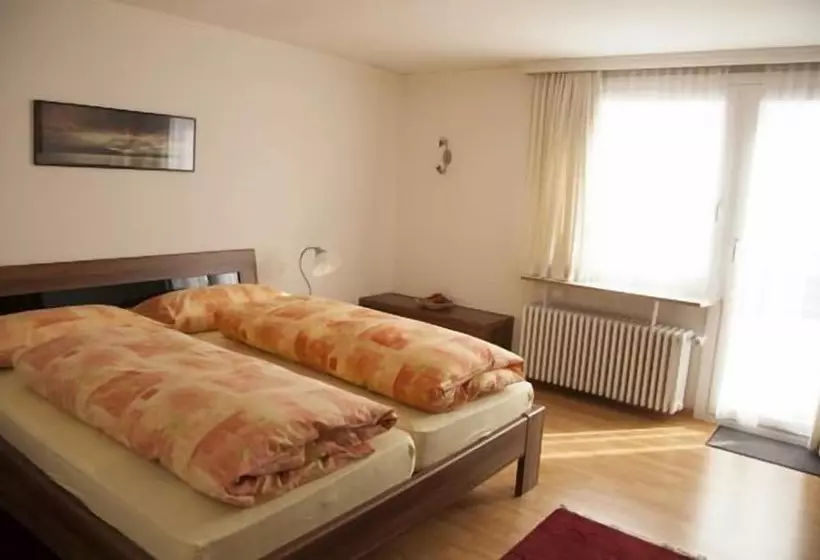 هتل Chamanna Bed & Breakfast