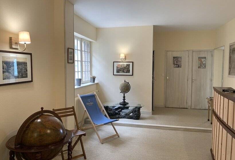 هتل Hôtel La Sirène