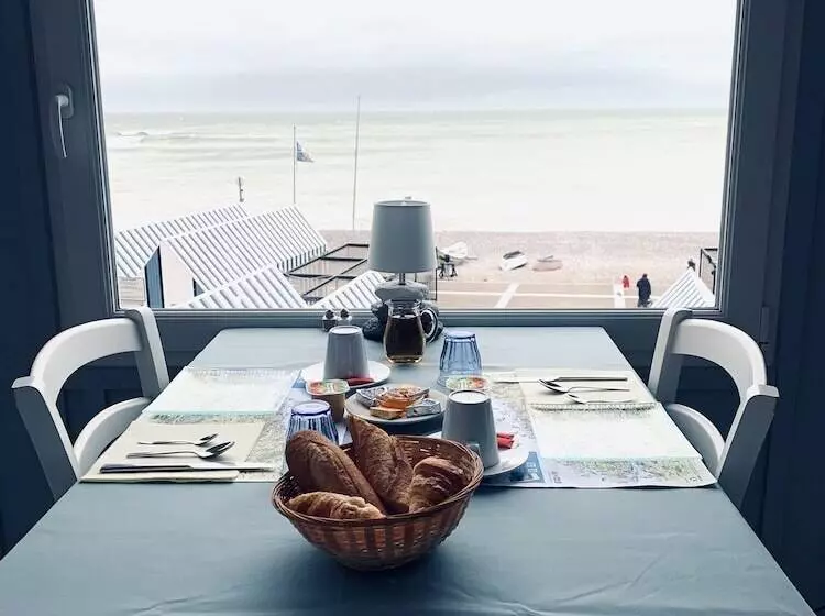 Hotelli Hôtel La Sirène