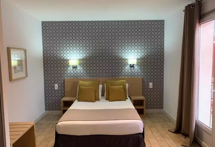 Hotelli Hôtel Le Mistral