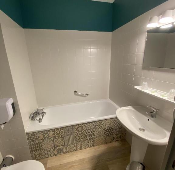 호텔 Hôtel Restaurant De La Jonte