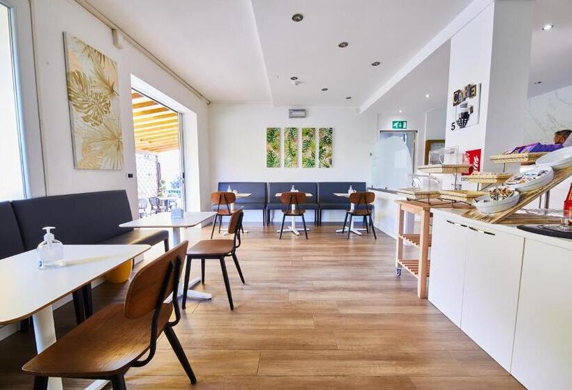 בית מלון כפרי Lilium Maris