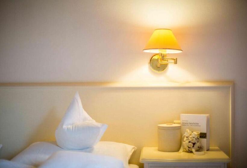 فندق Pension An Der Linde