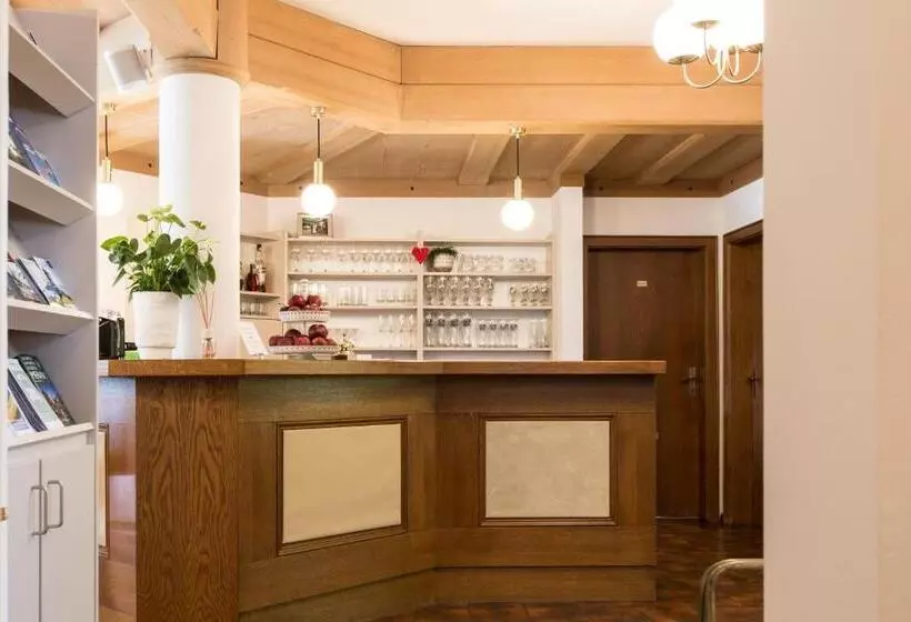 هتل Pension Sankt Urban