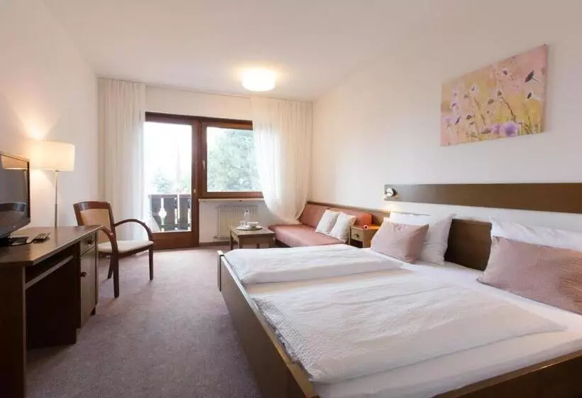 هتل Pension Sankt Urban