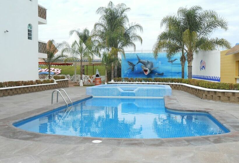 ホテル Splash Inn