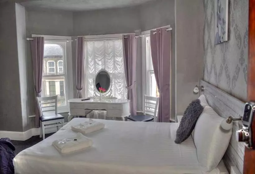 هتل Villa Rose