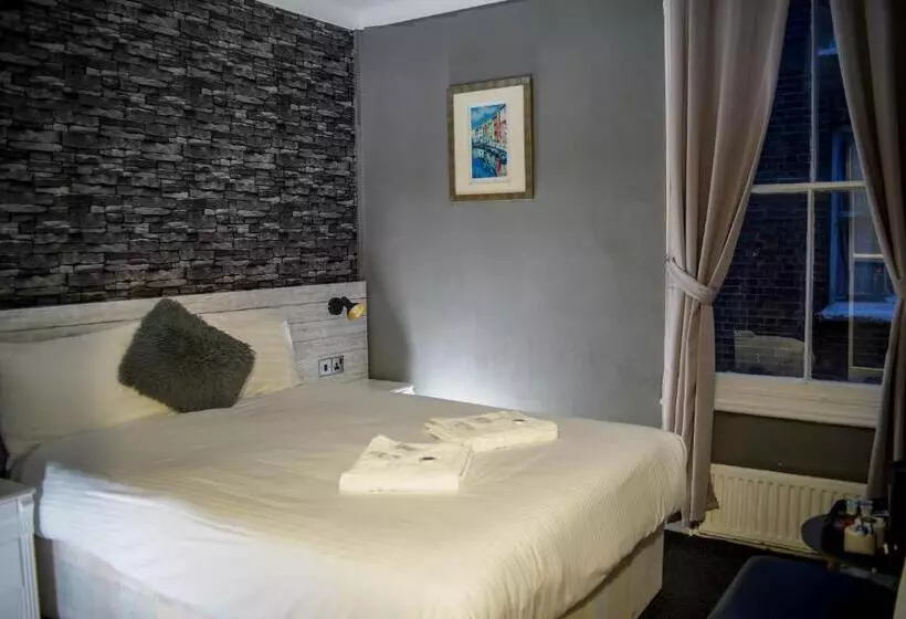 هتل Villa Rose