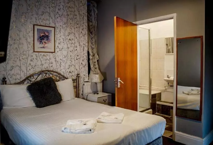 هتل Villa Rose
