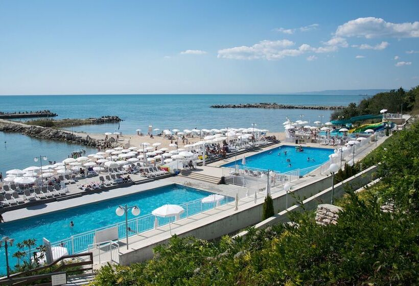 هتل White Lagoon Resort All Inclusive