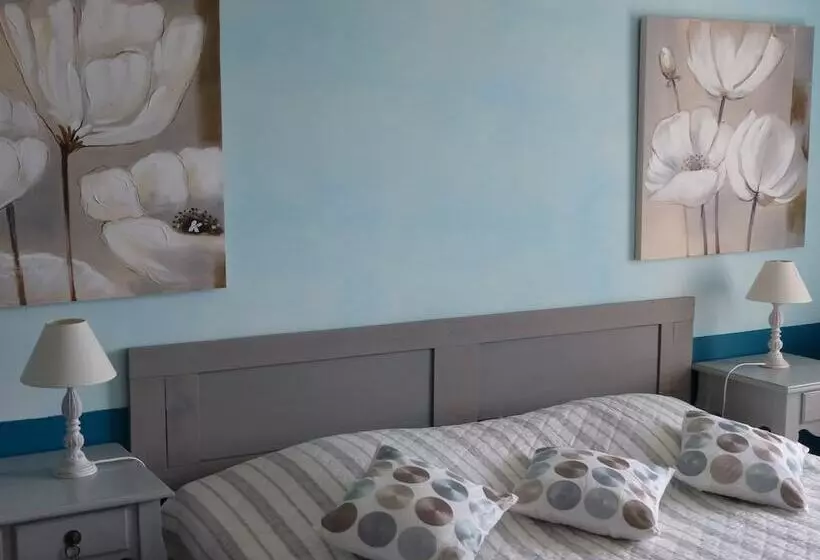 La Ferme Du Petit Ségriès Bed And Breakfast