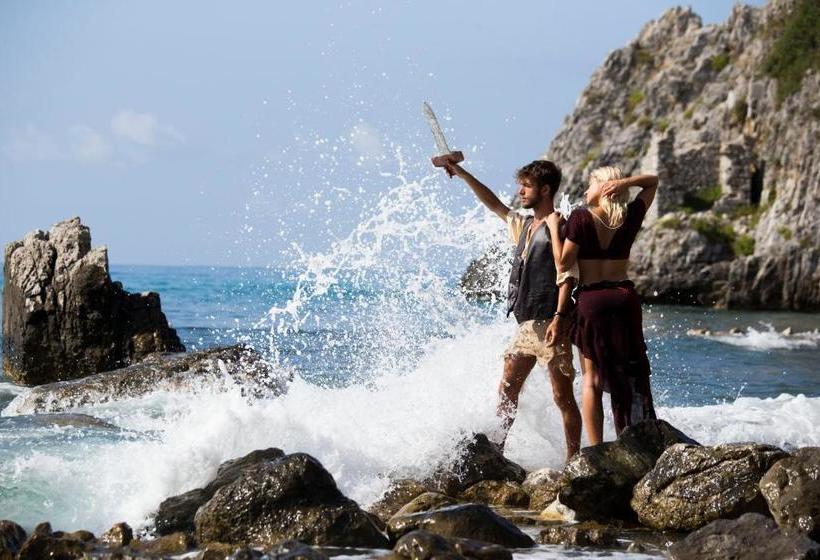 Курорт Villaggio Marbella Club