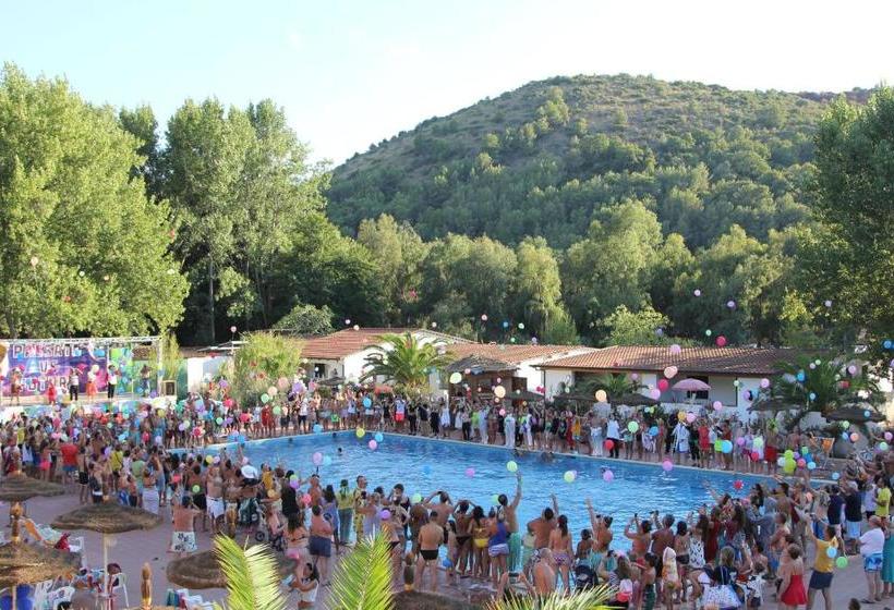 Курорт Villaggio Marbella Club