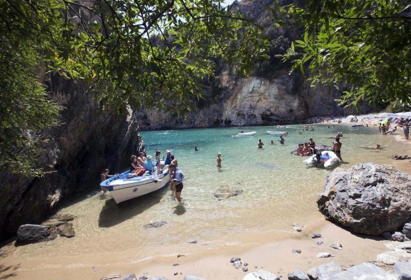 Курорт Villaggio Marbella Club